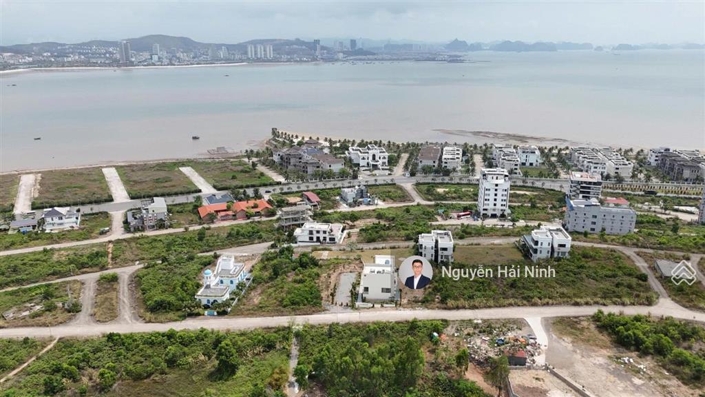 Đất biệt thự đồi tuần châu, view vịnh và khu du lịch bãi cháy giá 28tr/m2 đầu tư