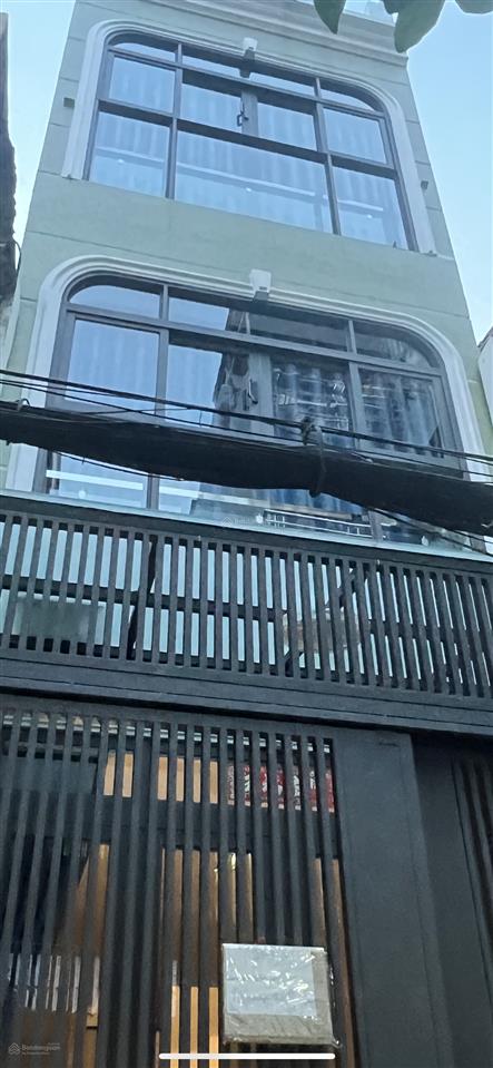 Nhà đẹp hai mặt hẻmcách mt nguyễn cảnh chân 30m 8.8t