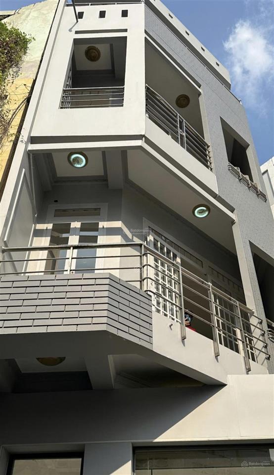 Nhà hiếm tt quận 1  mt trương hán siêu  hai mặt thoáng  4t  chỉ 8.9t