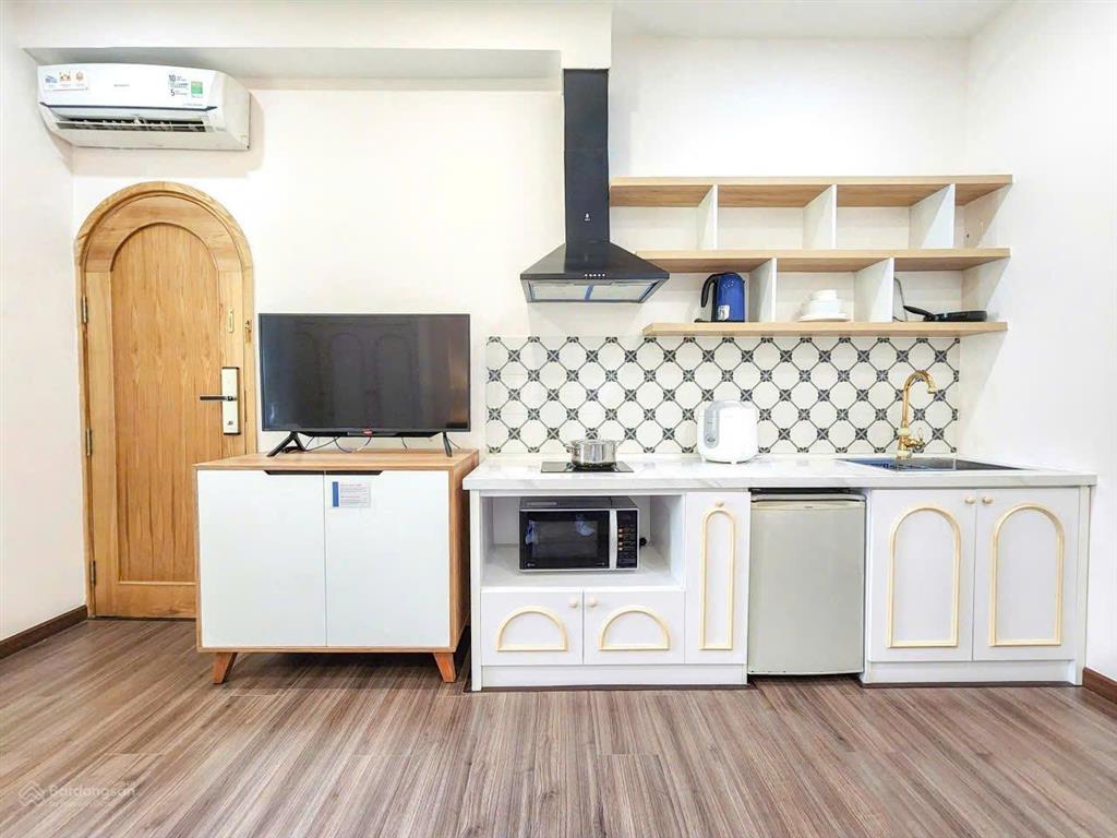 Bán nhà đề thám 89.3m²  5 tầng  27 tỷ  hẻm quận 1