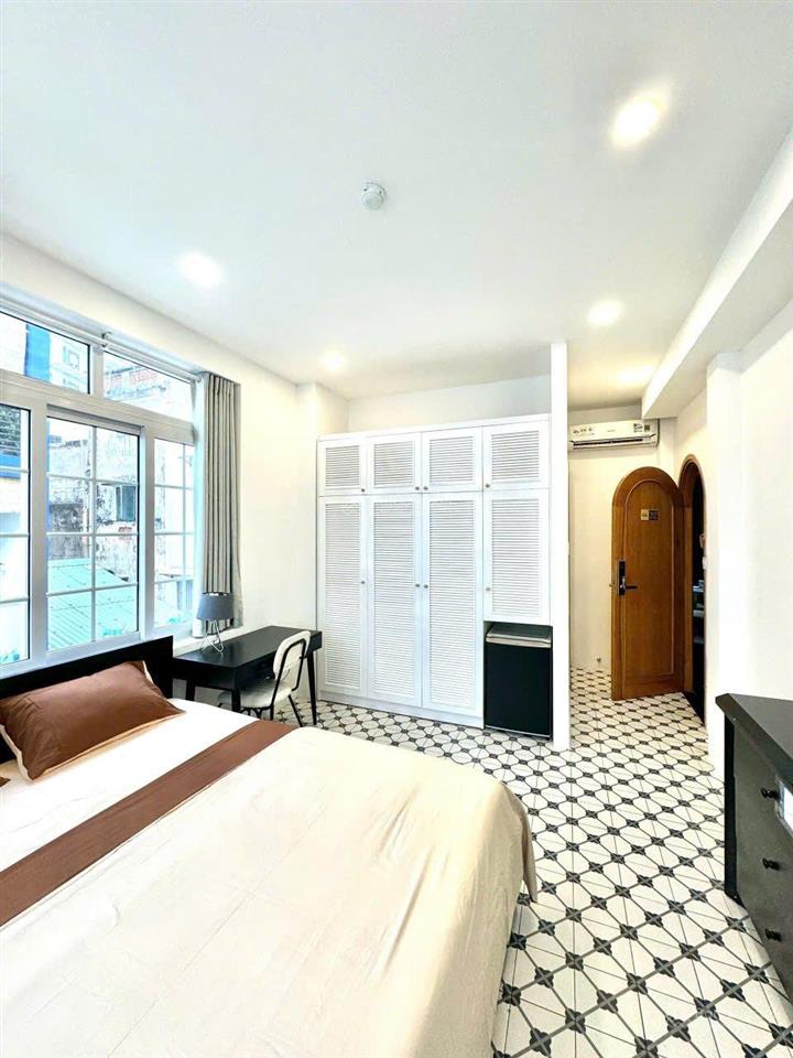 Bán nhà đề thám 89.3m²  5 tầng  27 tỷ  hẻm quận 1