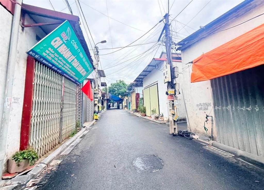 Chỉ 2,5 tỷ sở hữu nhà riêng quang minh, full thổ cư, ở ngay, vị trí đẹp, một trong số ít,