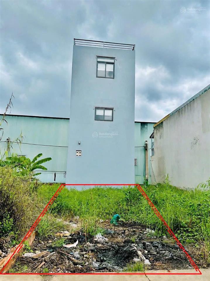 Bán đất đường bưng ông thoàn gần liên phường. bán gấp để giải quyết công việc . giá tốt chỉ 3ty999