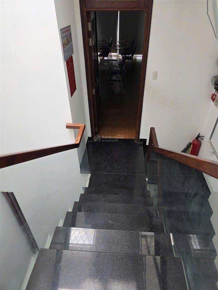 Bán nhà số 3 91.8m²  5 tầng  32 tỷ  mặt tiền quận 3