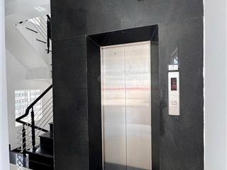 Hàng hiếm mặt chợ hàn  nguyễn thái học nhà 7 tầng có hđ thuê 90tr/th