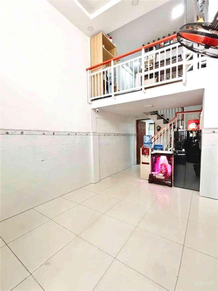 Bán gấp nhà hxh lạc long quân quận 11  40m  4 tầng  4pn  nhà mới ở ngay