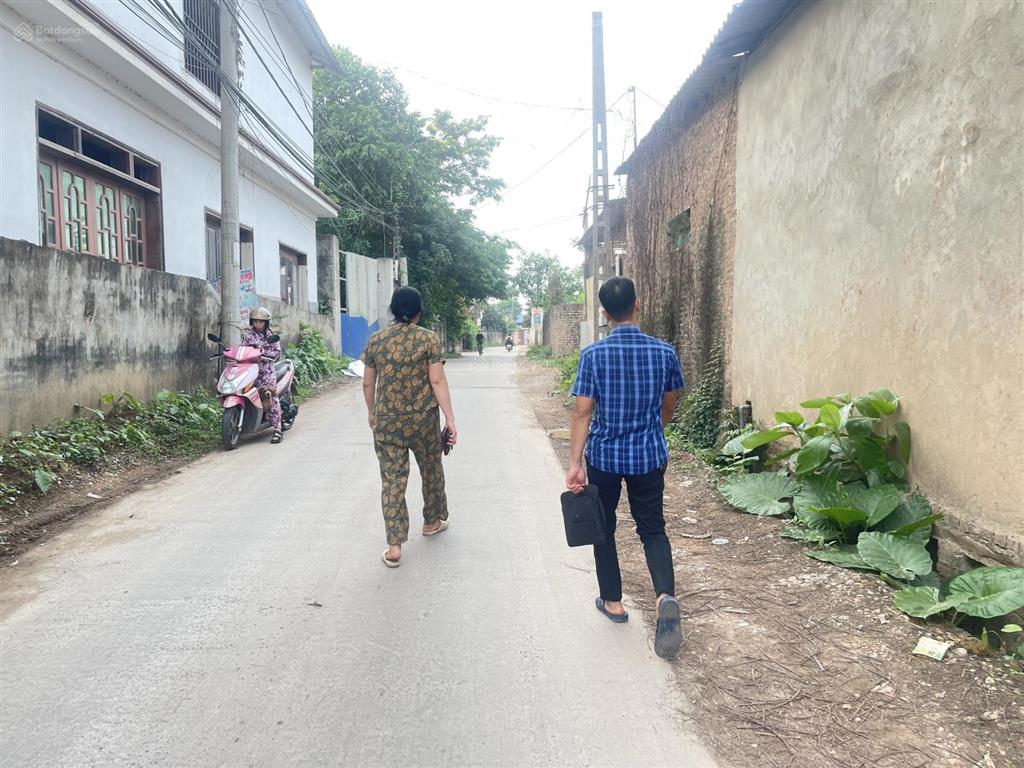 Đất quảng trường vạn xuân, 20m ra quảng trường, giá 1.5 tỷ