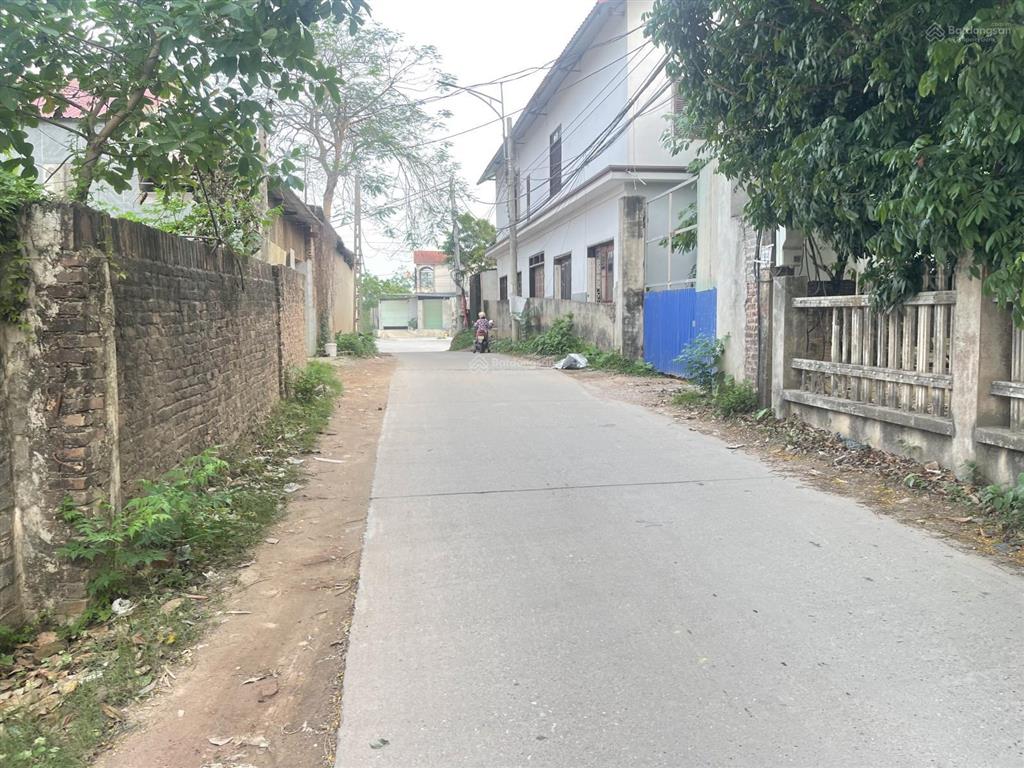Đất quảng trường vạn xuân, 20m ra quảng trường, giá 1.5 tỷ