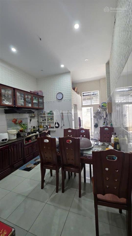 Mình chính chủ cần bán nhà 3 tầng kiệt đường nhựa lê trọng tấn , p. hòa phát