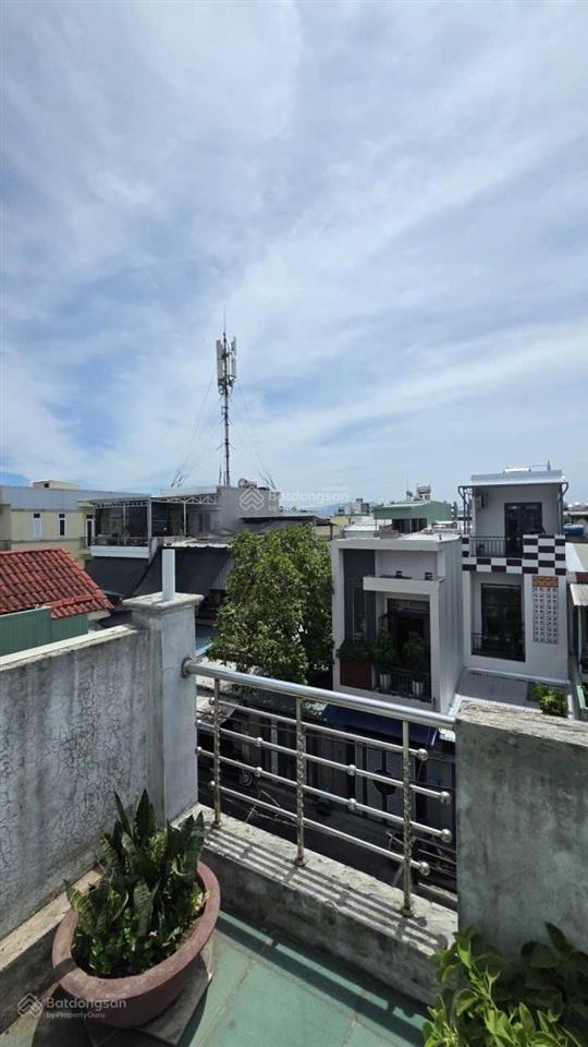 Mình chính chủ cần bán nhà 3 tầng kiệt đường nhựa lê trọng tấn , p. hòa phát