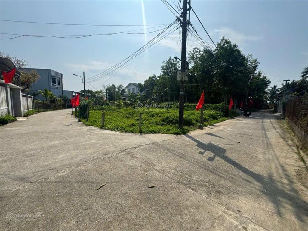 Mình chính chủ cần bán lô góc thôn cẩm toại đông , xã hòa phong, hòa vang, đà nẵng