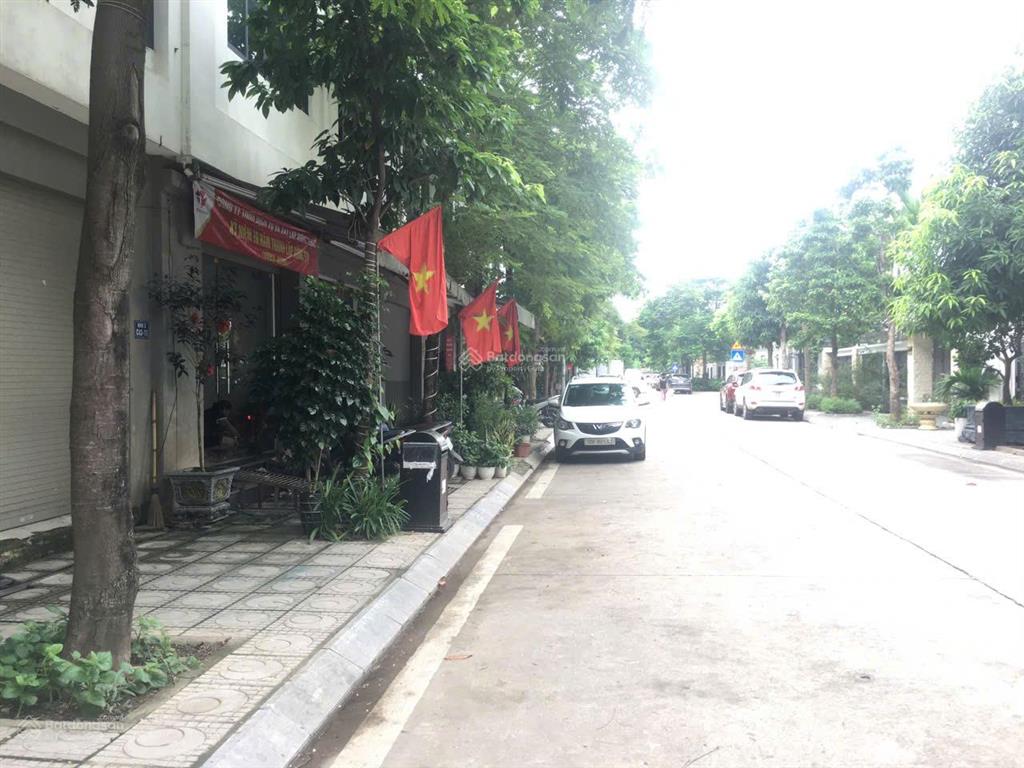 Bán bt liền kề geleximco lê trọng tấn hà đông, gần siêu thị aeon mall. giá 18,5 tỷ