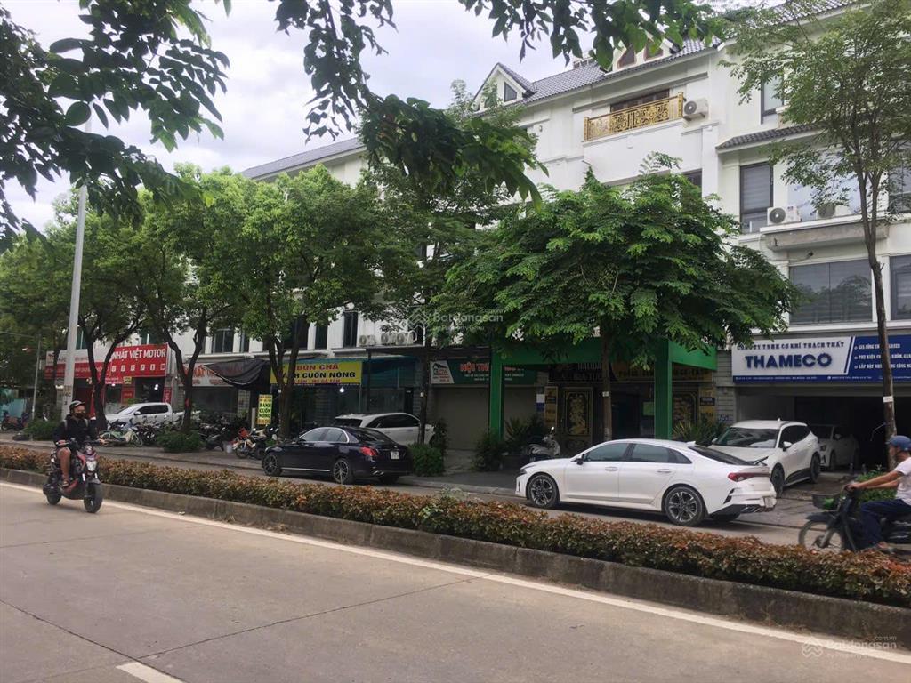 Bán bt liền kề gleximco lê trọng tấn hà đông, cách siêu thị aeon 200m. giá 18 tỷ