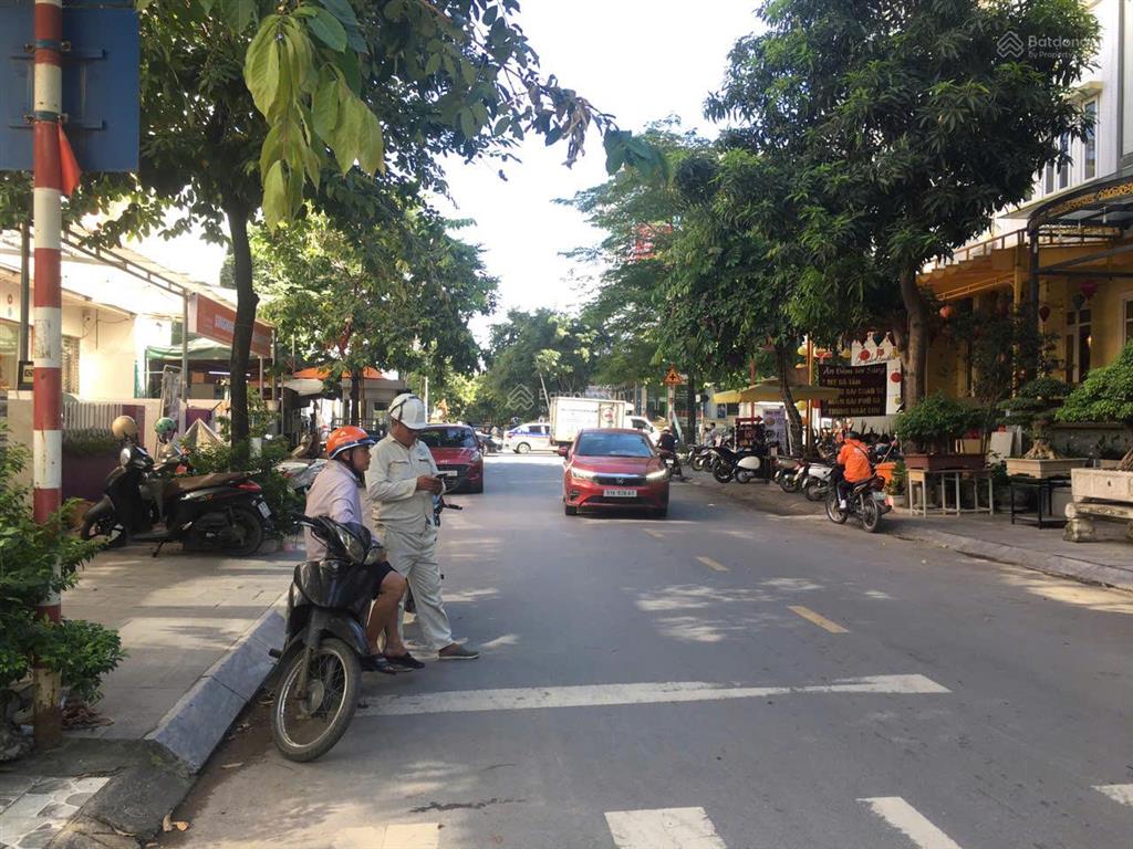 Bán bt liền kề geleximco lê trọng tấn, hà đông, gần vinhomes smart city. giá 20,9 tỷ