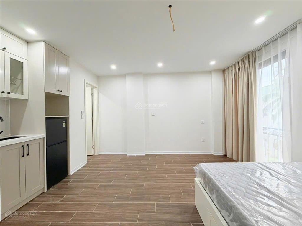Bán toà ccmn 7t tại đường láng, gần ngã tư sở, sau qh nhà ra sát mặt đường. giá 23,8 tỷ