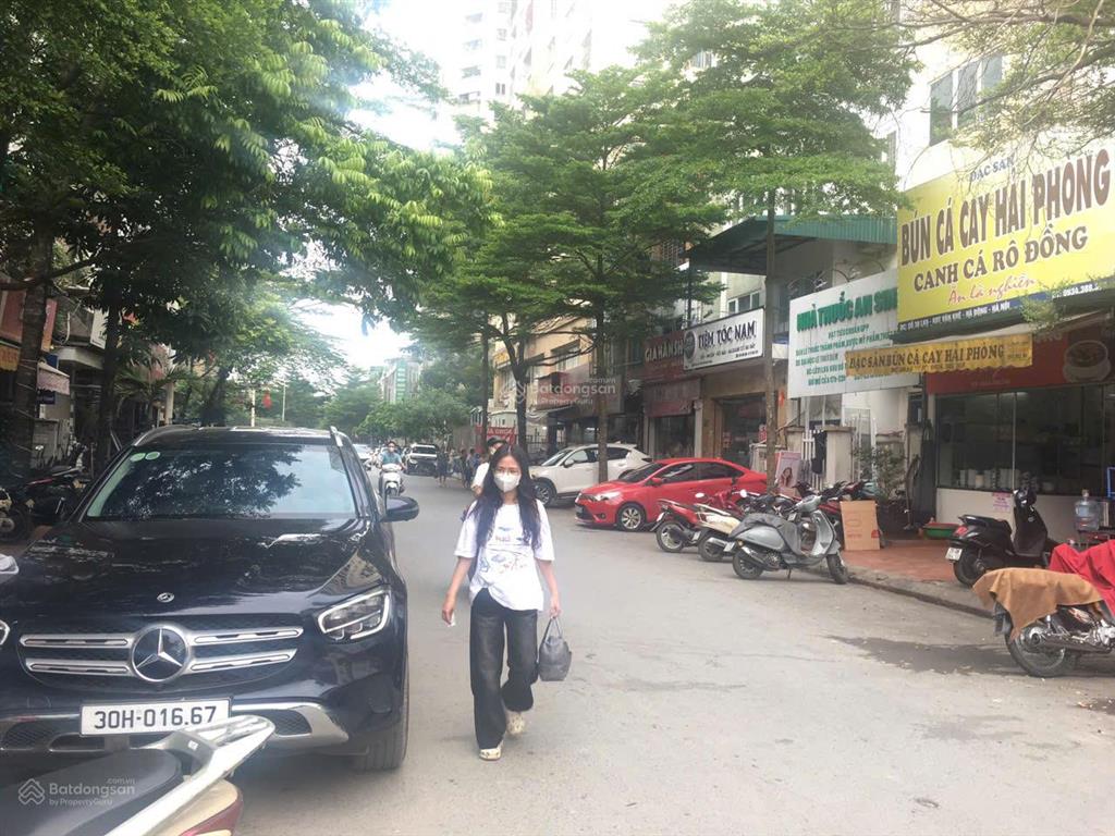 Bán biệt thự liền kề kđt văn khê, hà đông, hà nội. nhà đã hoàn thiện, đẹp. giá 17,5 tỷ