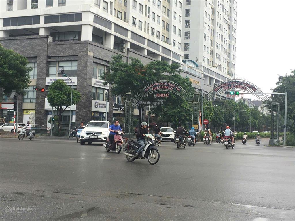 Bán bt liền kề gleximco lê trọng tấn hà đông. nhà đã hoàn thiện, đẹp, có thang máy. giá 22,4 tỷ