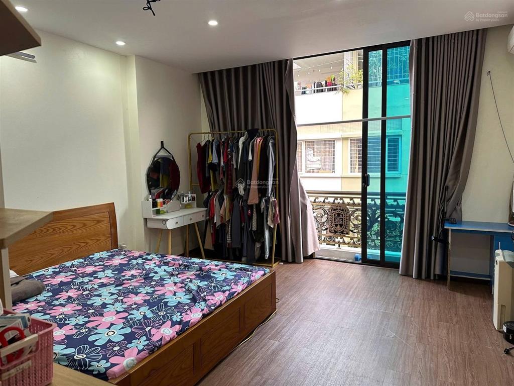 Bán bt liền kề kđt văn phú hà đông, gần cột đồng hồ lacasta. nhà đã hoàn thiện. giá 18,35 tỷ