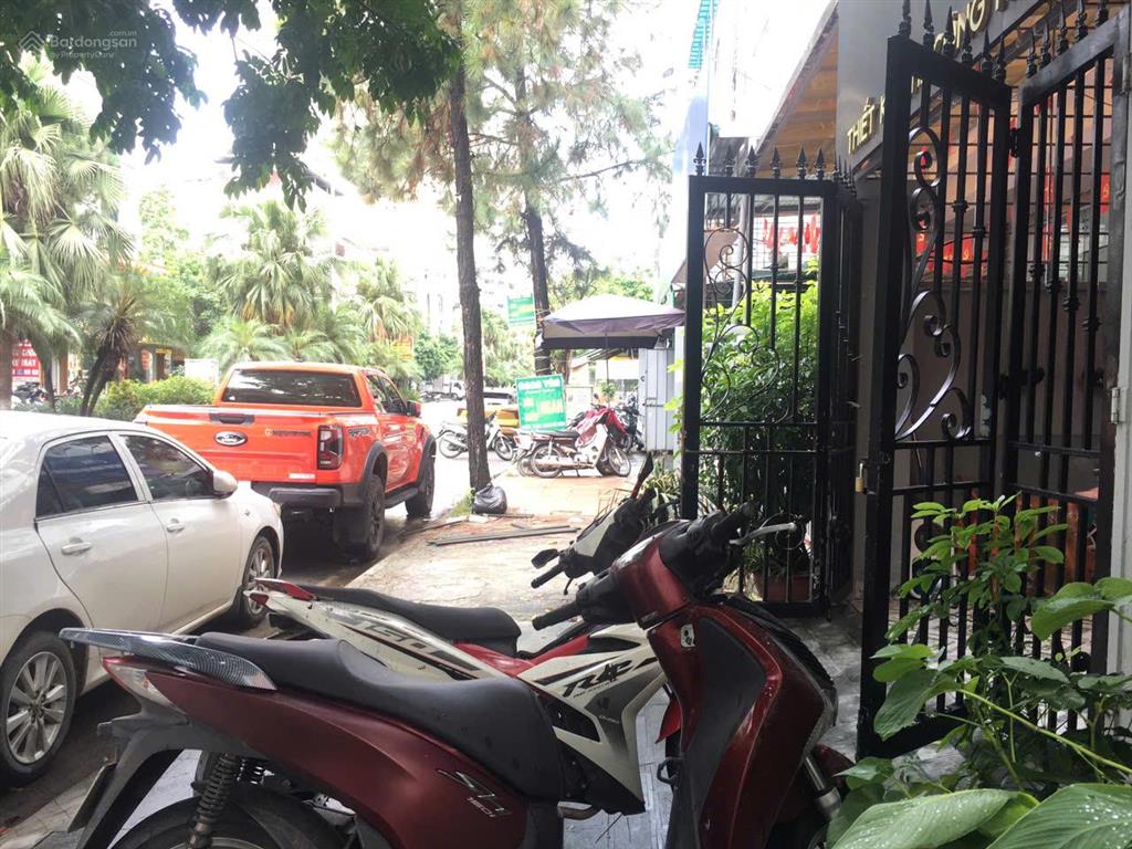 Bán liền kề kđt văn khê hà đông. vị trí kd đắc địa. giá nhỉnh 18 tỷ