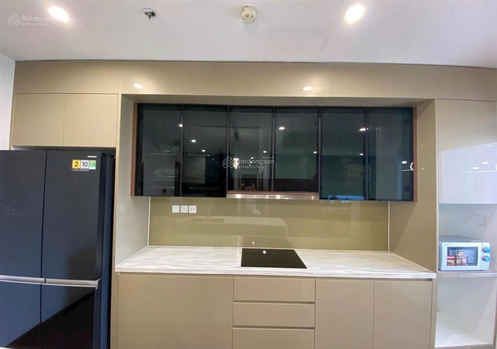 Cho thuê ch 2pn full nội thất tại the matrix one lê quang đạo. giá 20tr/tháng.  0979 181 ***