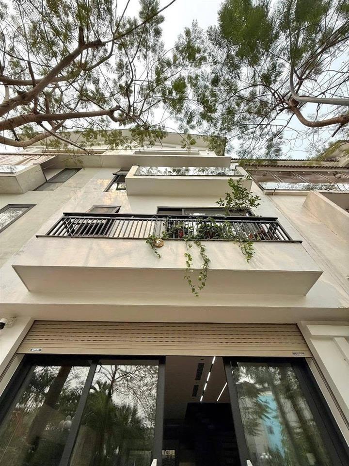 Bán bt liền kề gleximco lê trọng tấn, hà đông. nhà đối diện vườn hoa. giá nhỉnh 22 tỷ