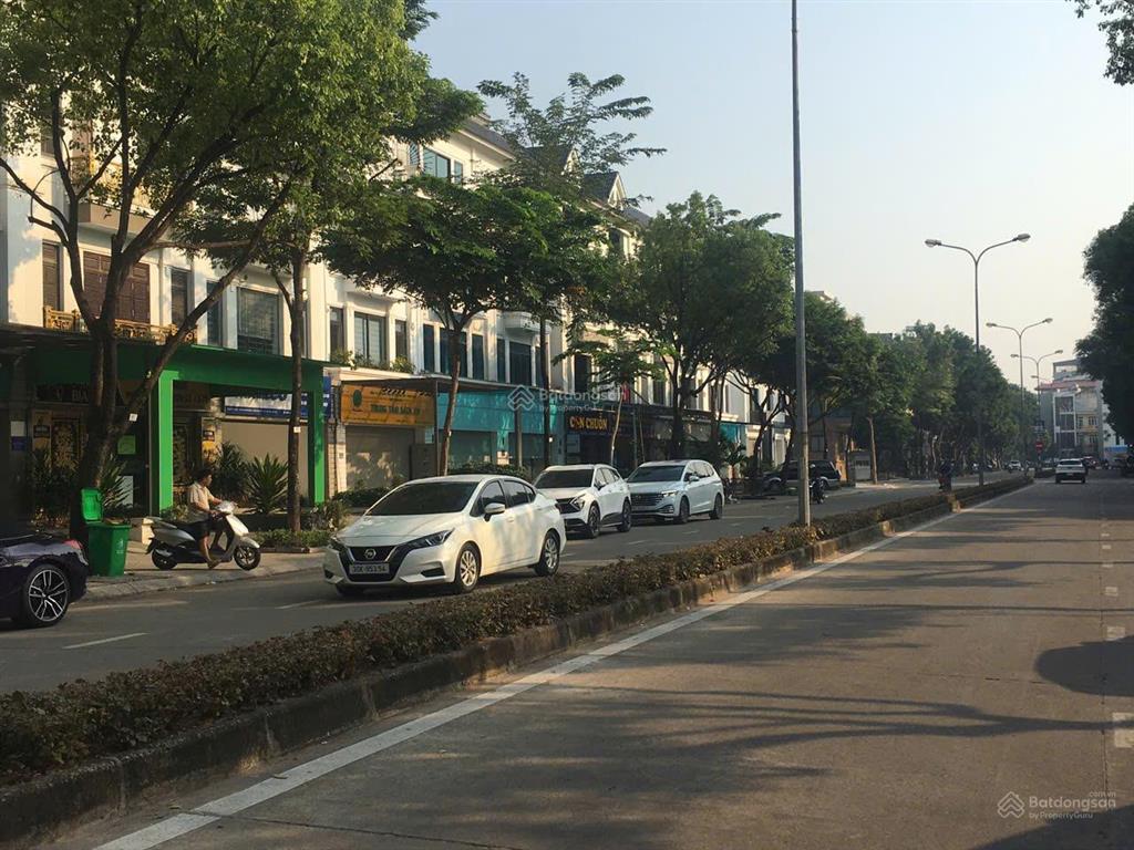 Bán nhà lk vị trí kd đắc địa tại khu c gleximco lê trọng tấn hà đông. giá 21,3 tỷ