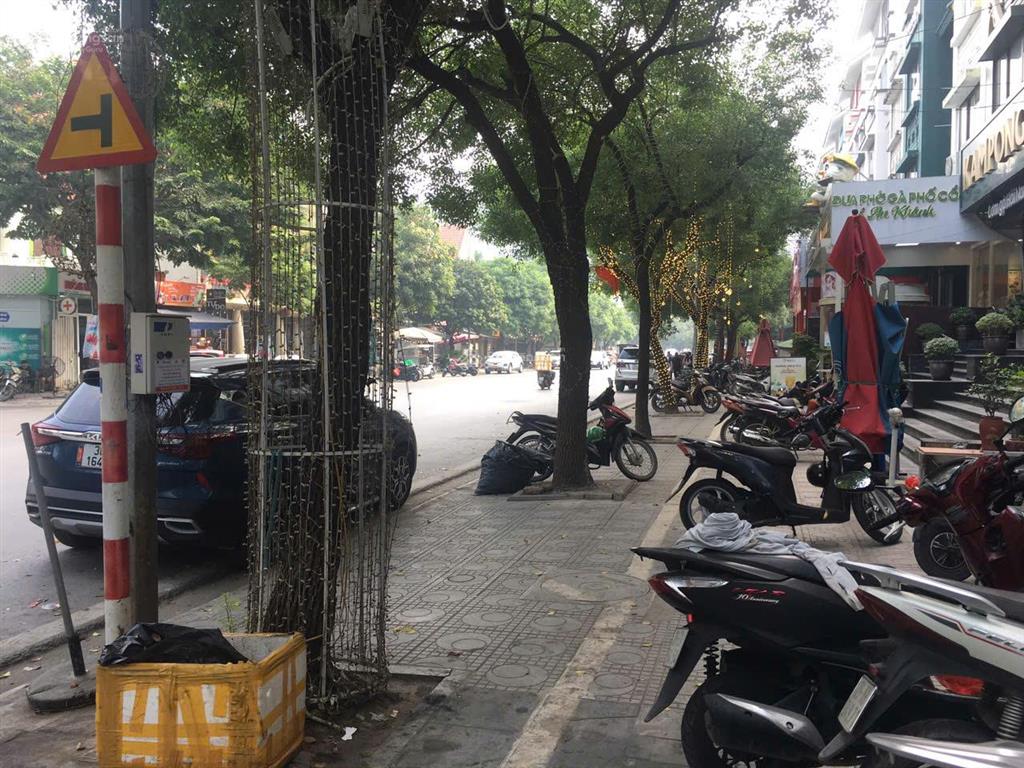 Vị trí kd sầm uất, lk gleximco lê trọng tấn hà đông, sát vinhomes smart city. giá 20.5 tỷ