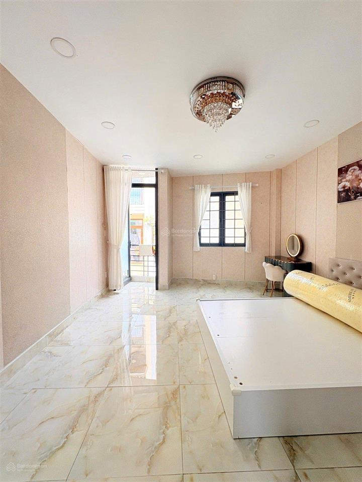 Bán nhà phú nhuận 4.1m x 8m (31m²)  4 tầng | hẻm gần 3m | 6.55 tỷ | vào ở ngay  tặng nội thất