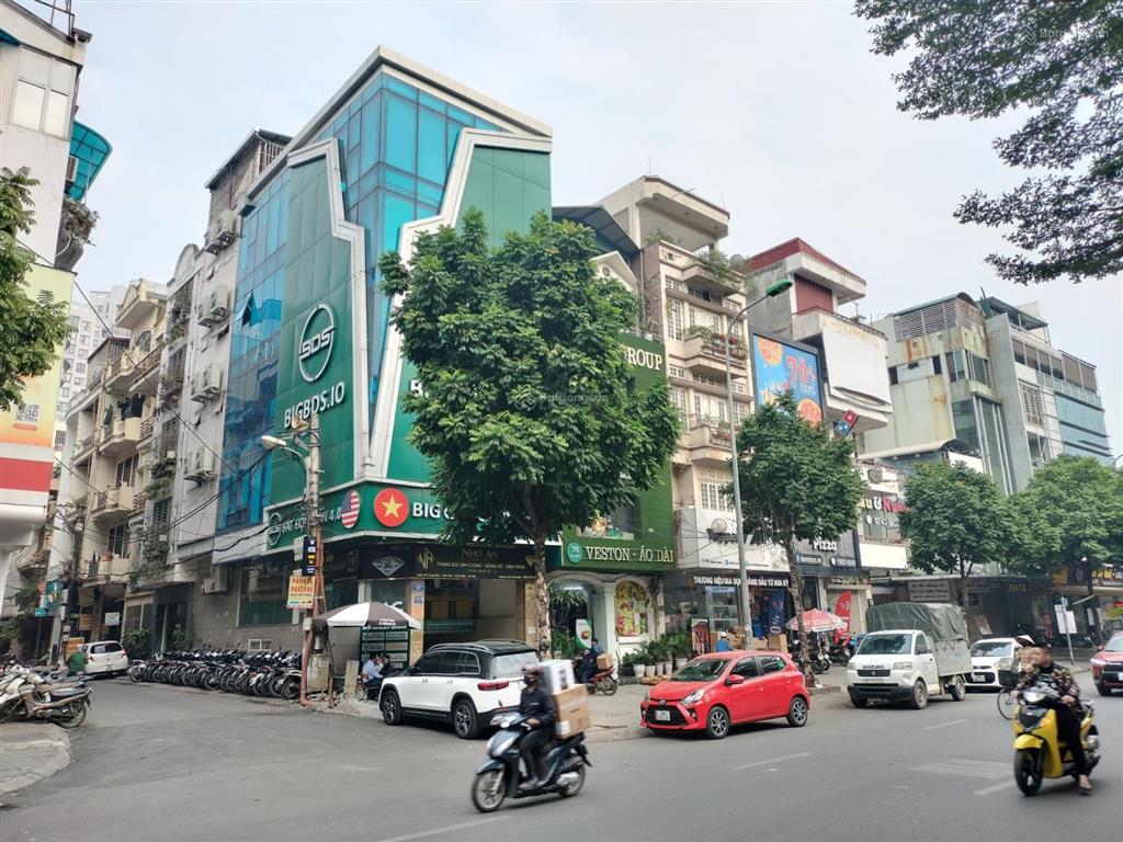 Chính chủ cần bán gấp nhà phố trung kính 135m2 x 2 mặt thoáng đường rộng thông thoáng giá 47 tỷ.