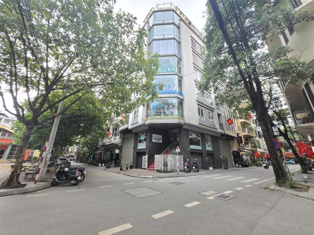 Chính chủ cần bán gấp nhà đường lê văn lương 85m2 mặt tiền 6.5m đường rộng thông thoáng giá 45 tỷ.