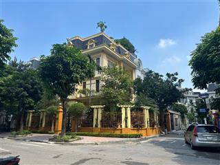 Cần bán gấp biệt thự 315m2 phố thành thái  khu đô thị dịch vọng, cạnh công viên cầu giấy giá 87 tỷ