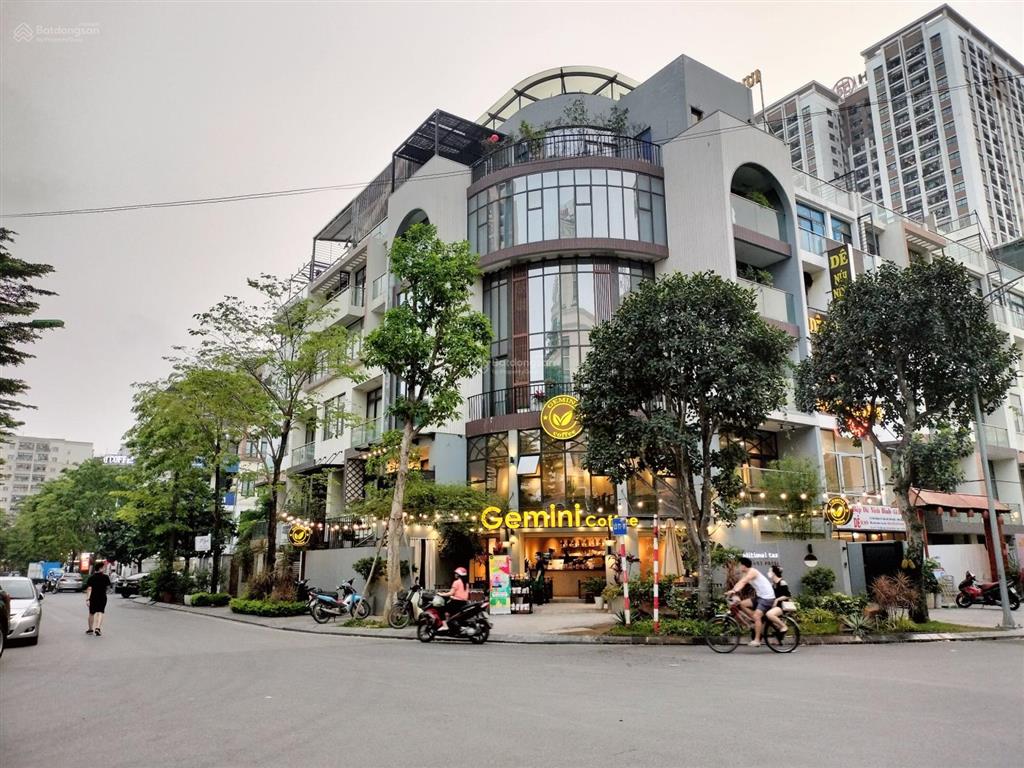Chính chủ cần bán gấp nhà liền kề khu đô thị mon city  hd mon phố hàm nghi 130m2 giá 49 tỷ.