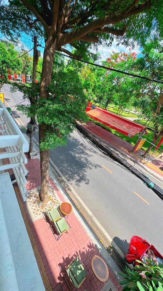 Bán nhà kdc cao lỗ, diện tích 4x20m, kết cấu 1 trệt 2 lầu và sân thượng