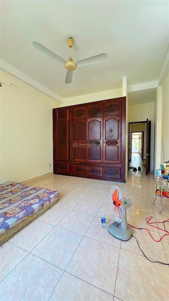 Bán nhà kdc cao lỗ, diện tích 4x20m, kết cấu 1 trệt 2 lầu và sân thượng