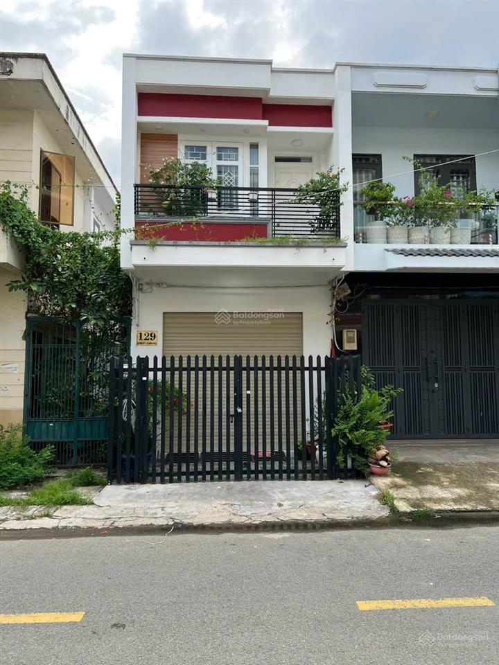 Bán nhà 4x16m xd 1 lầu, kdc bình hưng, bình chánh, ngay bến xe q8