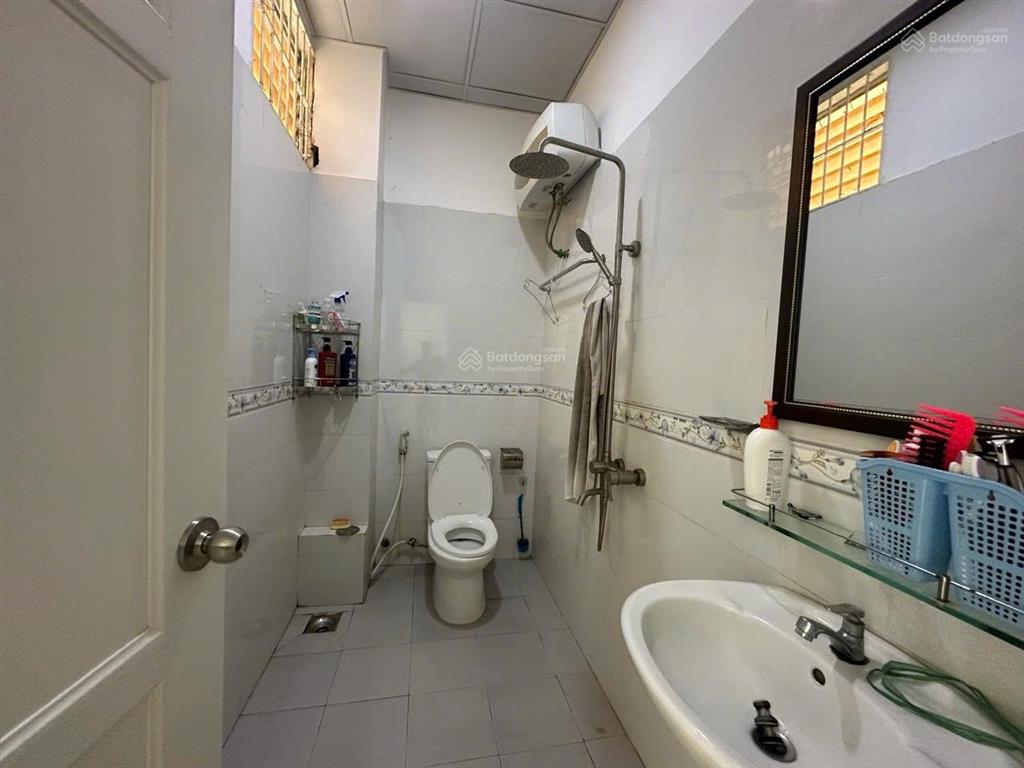 Bán nhà 4x16m xd 1 lầu, kdc bình hưng, bình chánh, ngay bến xe q8