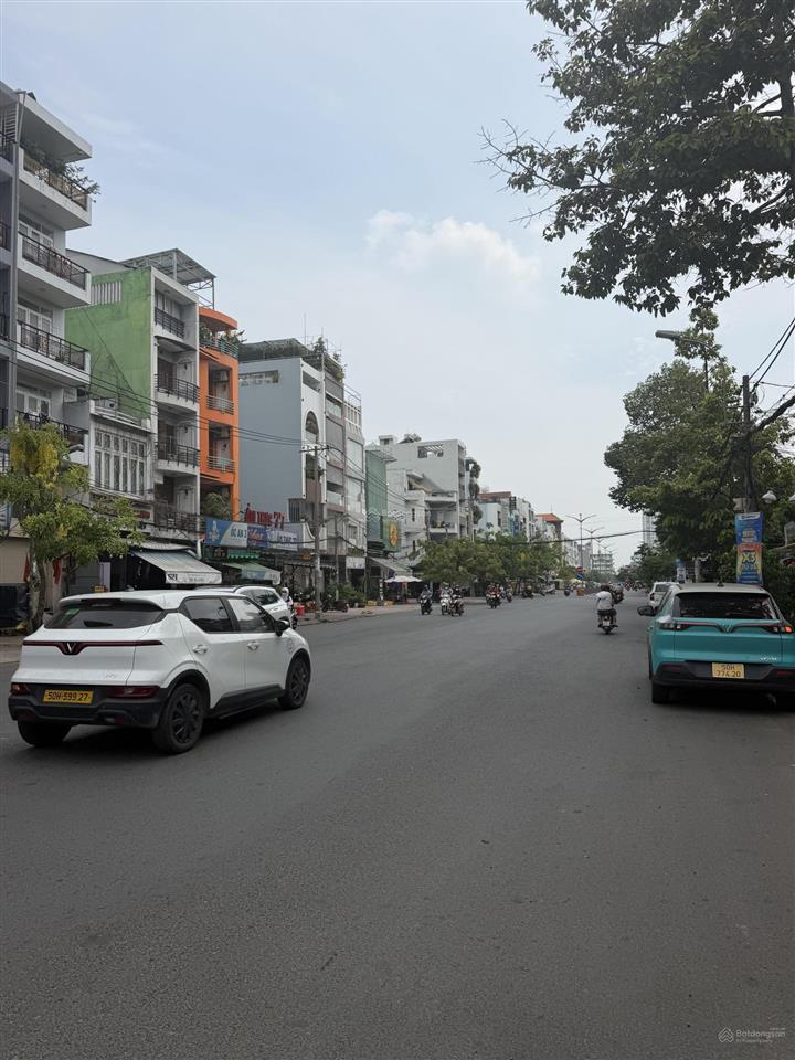 Bán nhà mặt tiền tạ quang bửu dt 4x20m 5 tầng lầu