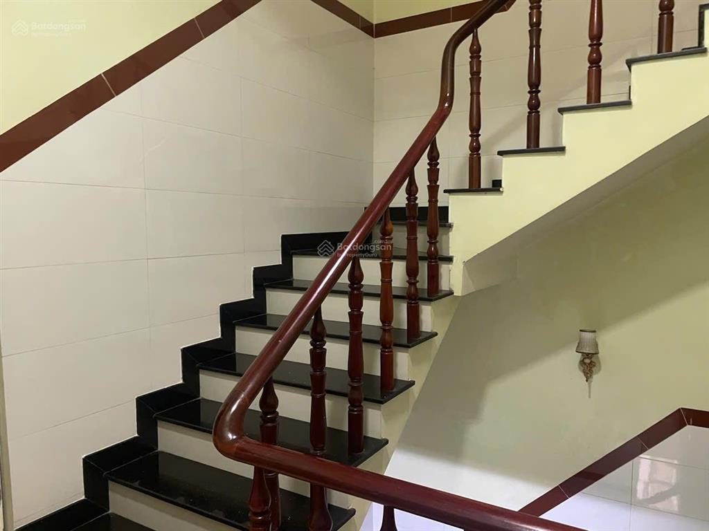 Bán nhà kdc bình hưng, bình chánh, ngay bến xe quận 8 vào 500m