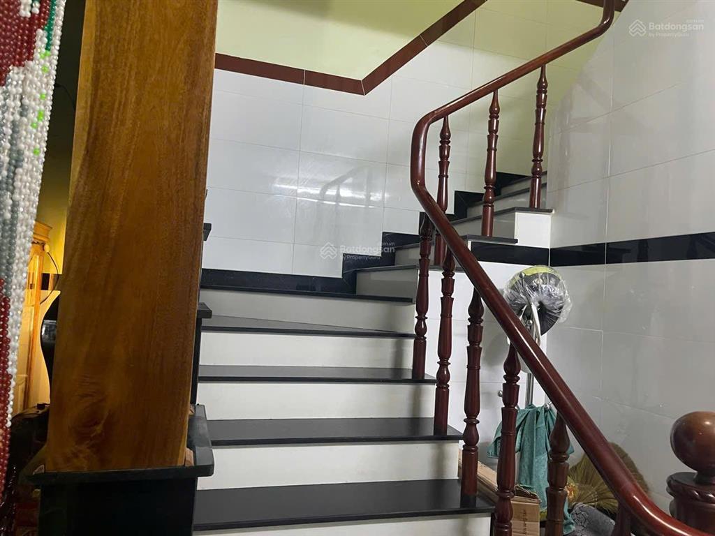 Bán nhà kdc bình hưng, bình chánh, ngay bến xe quận 8 vào 500m