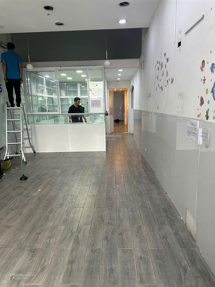 Bán nhà tô hiến thành 70.4m²  3 tầng  30 tỷ  mặt tiền quận 10