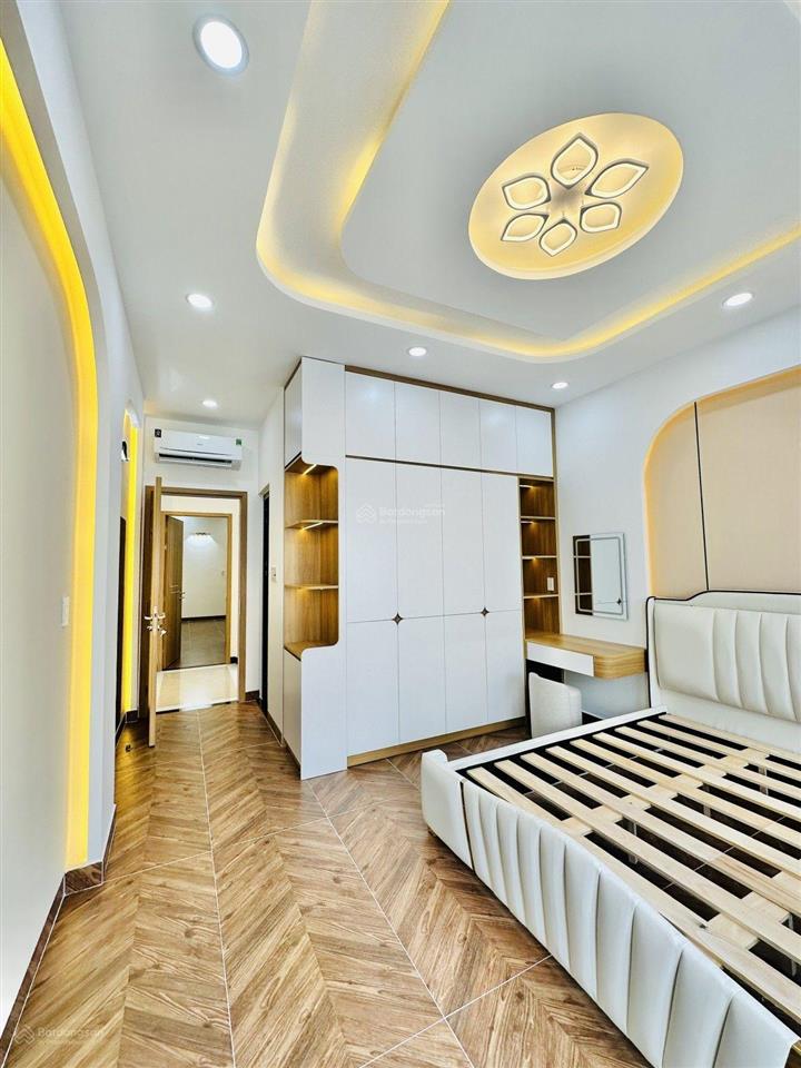 Bán nhà đẹp khuông việt tân phú 66m (4.3x16.5m), gần đầm sen, full nội thất, chỉ 7.65 tỷ tl