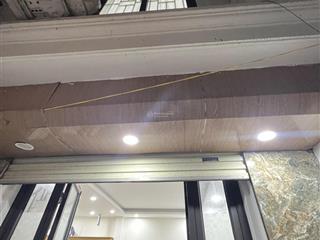 Bán nhanh căn nhà đẹp ở luôn phố nhổn 46m2 x 5t 20m ra đường oto kđt sầm uất  giá 6.4 tỷ (có tl)