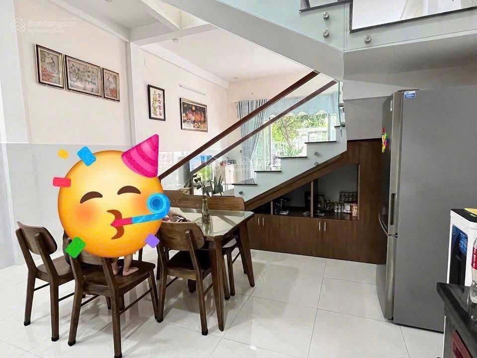 Cực rẻ mặt tiền ỷ lan nguyên phi 90m2 3 tầng chỉ 10 tỷ hơn