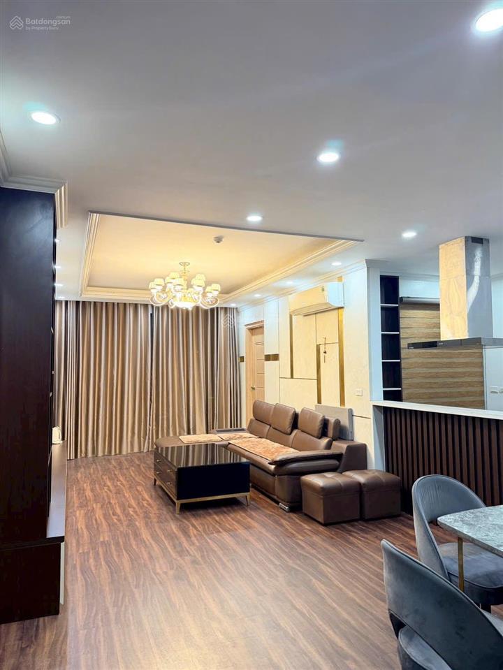 Chính chủ chuyển công tác cần bán gấp căn hộ ở sun square 3pn 2vs nội thất xịn sò giá 8.5tỷ rẻ đẹp