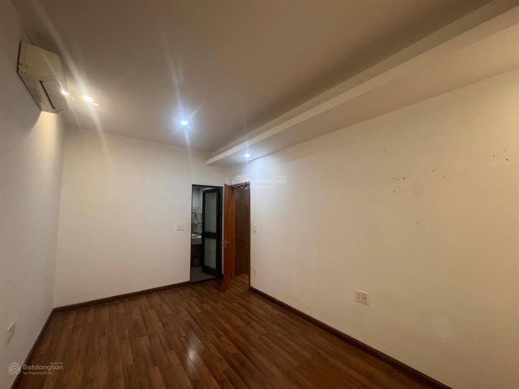 Bán chcc mỹ đình plaza 2 giá tốt toà nhà 70m², 2pn, 2vs đồ cơ bản giá 6,7 tỷ có thương lượng