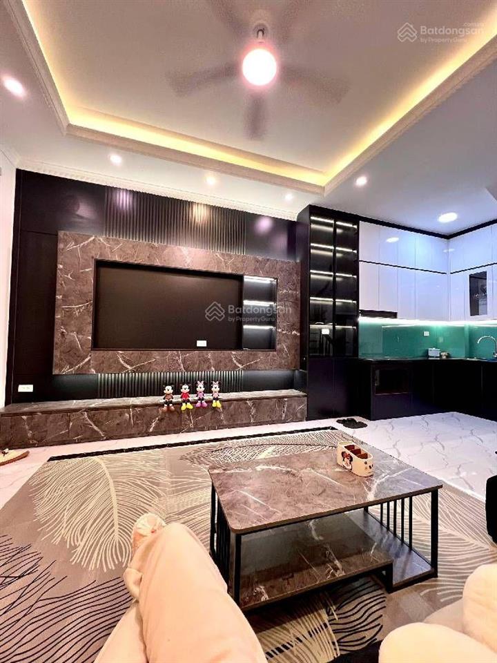 7tỷ hơn nhà xây mới full nt mt 4m phân lô ô tô đỗ cửa,rất gần tttm aeon,cầu vĩnh tuy,công viên