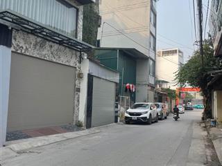 Pk 7 tỷ nhà xây mới full nt mt 4m phân lô ô tô đỗ cửa, rất gần tttm aeon, cầu vĩnh tuy, công viên