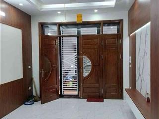 Bán nhà âu cơ 30m 5 tầng nhà mới koong