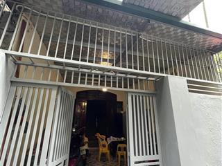 Bác gái làm bên quân đội có tuổi cần bán căn nhà ngọc lâm 93m2  4 tầng  ngõ đẹp nhất chỉ 12.6 tỷ