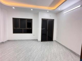 Nhà mới cầu diễn 5 tầng đẹp lung linh 5 m ra ô tô mặt tiền rộng sổ vuông đẹp diện tích 31m 8,6 tỉ
